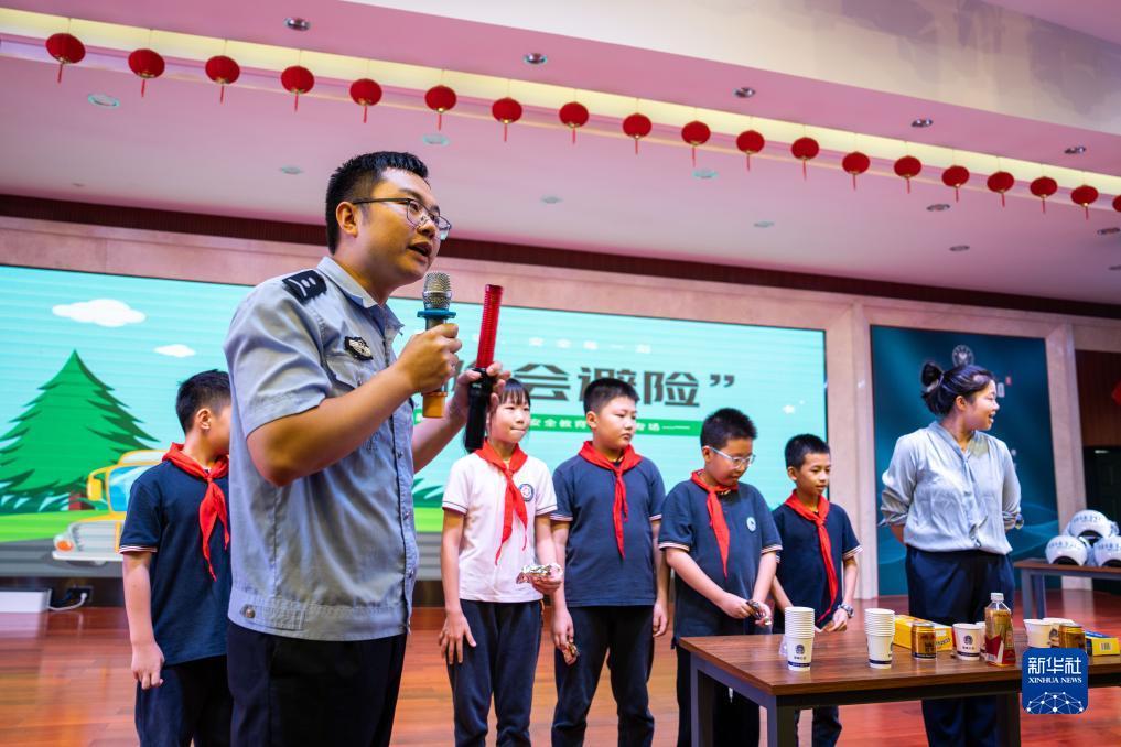 ag棋牌游戏